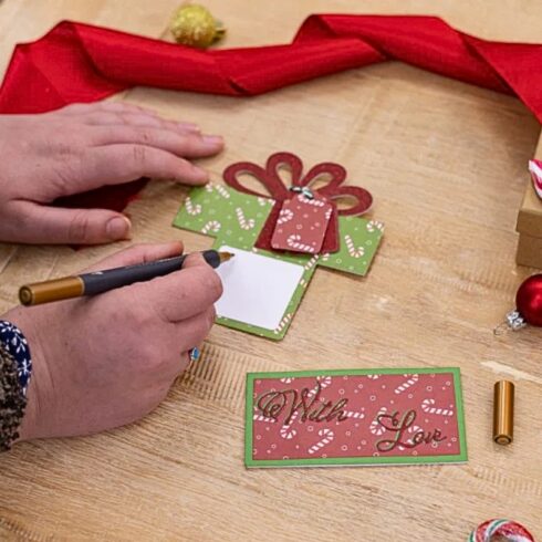 Gemini Create a Card stanssi – THE GIFT OF CHRISTMAS