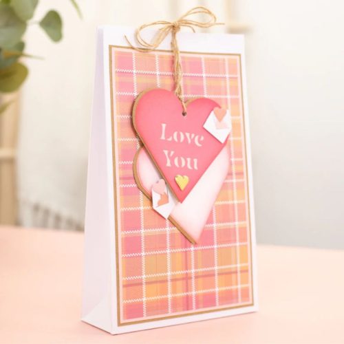 Crafter's Companion stanssi ja sapluuna – LOVE HEART CANDY BOX - Bild 2