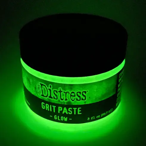 Ranger Tim Holtz Distress Grit Paste Glow – Pimeässä hohtava efektiaine 88ml