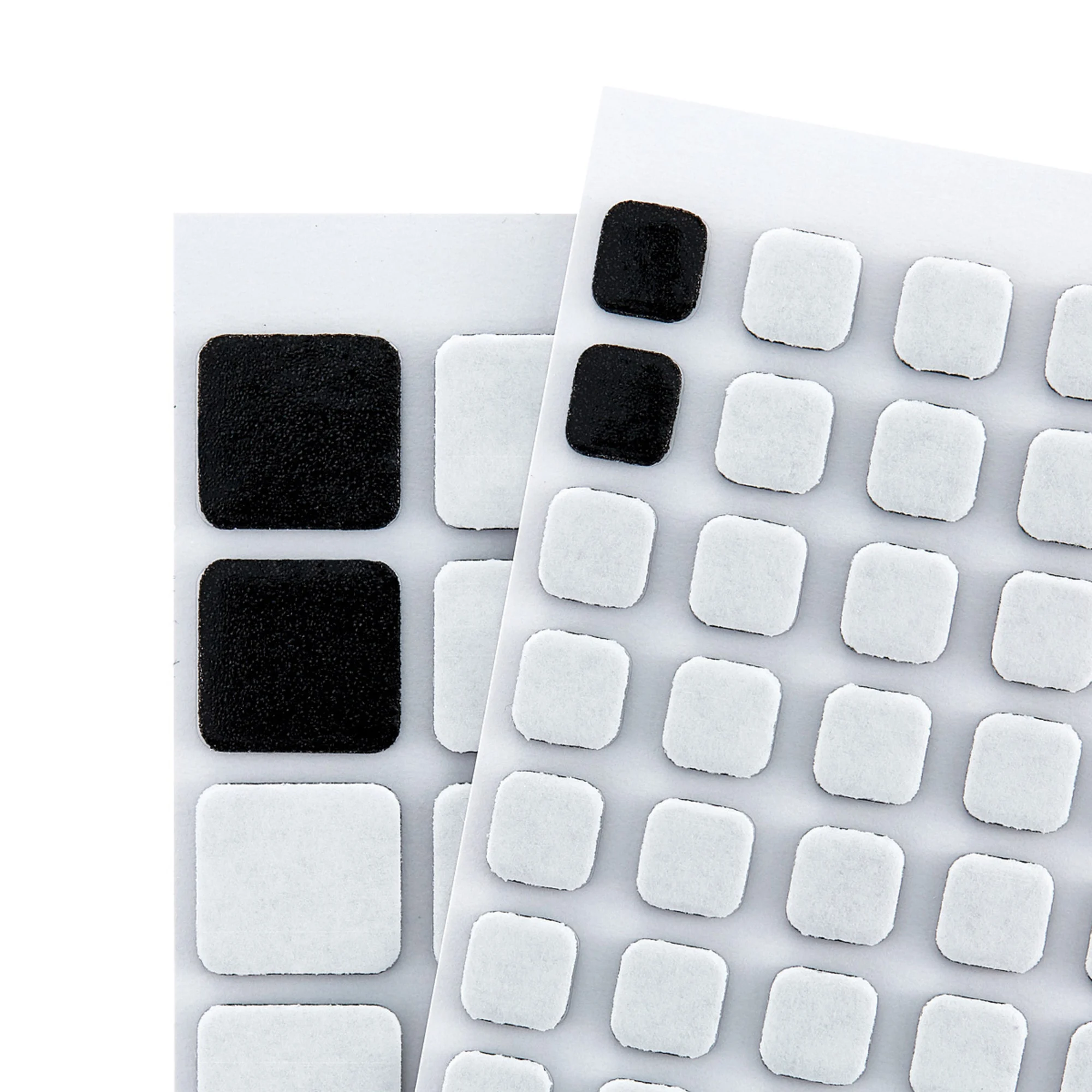 Spellbinders Foam Squares Mix – Tarrapalat musta 2,0 mm (small & large)