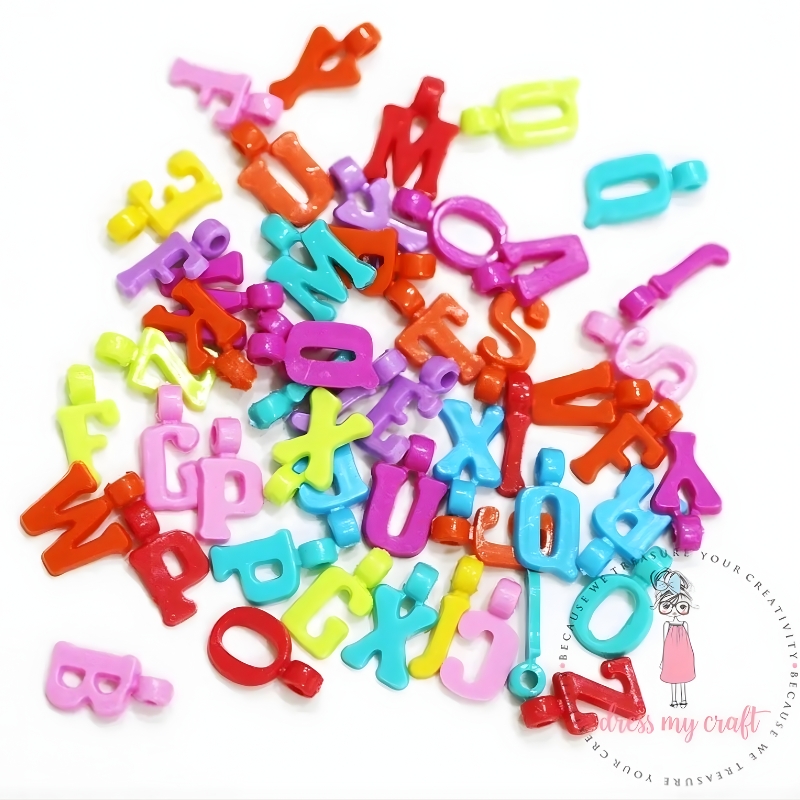_Dress My Craft Hanging Alphabet Kirjainriipus (50 kpl)