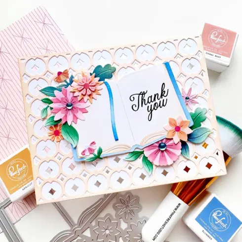 Pinkfresh Studio stanssi – Artful Foundations FLORAL TALE1