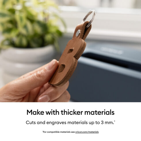 Cricut Maker 5 Essentials Bundle